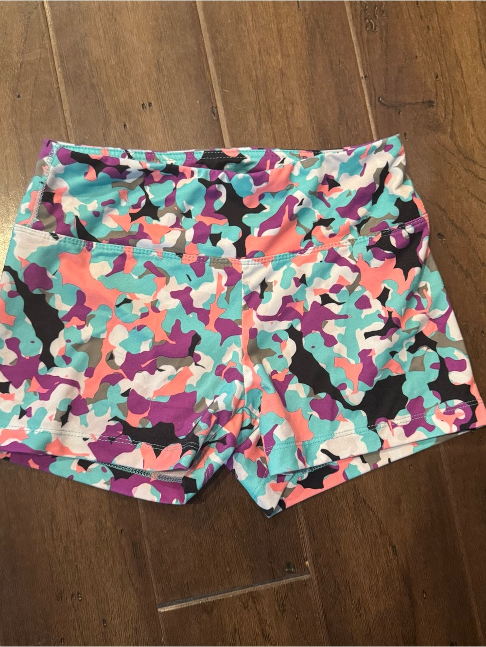 Women's Multicolor Camo Active Shorts